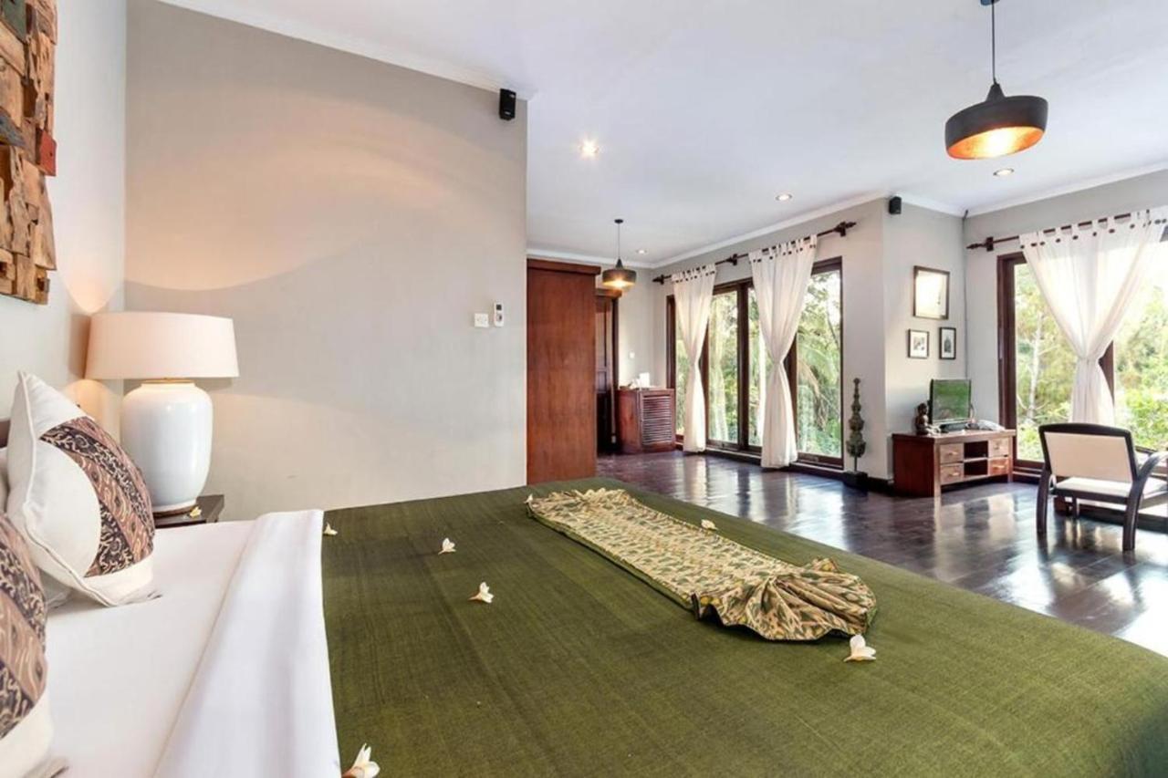Suara Air Luxury Villa Ubud Exterior foto