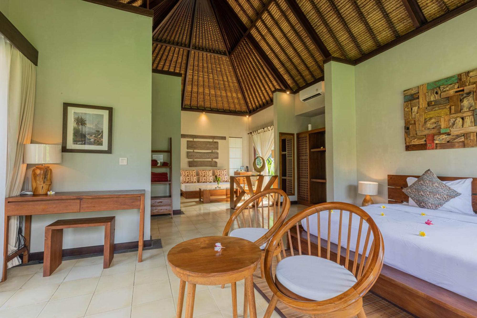 Suara Air Luxury Villa Ubud Quarto foto