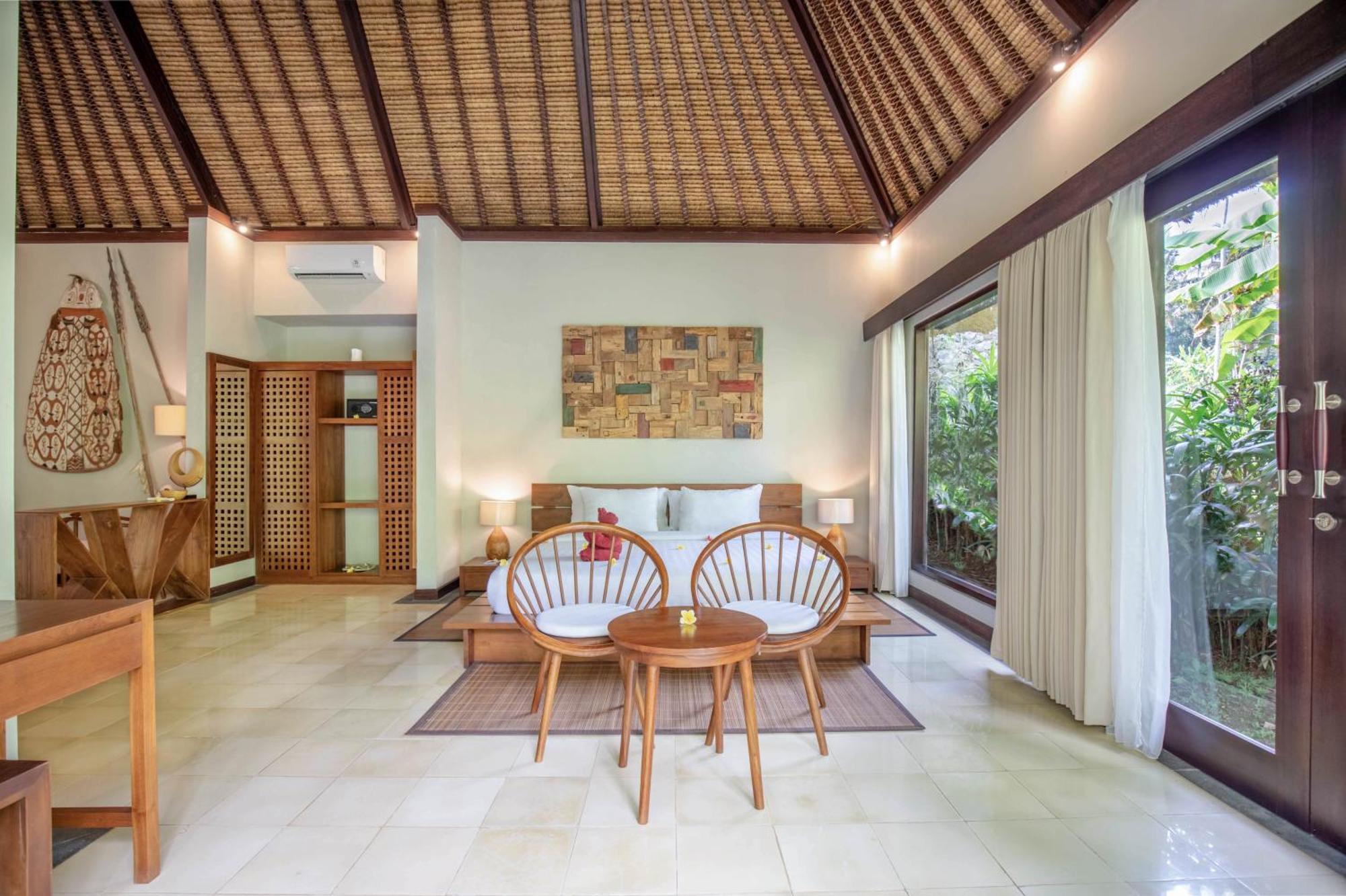 Suara Air Luxury Villa Ubud Quarto foto
