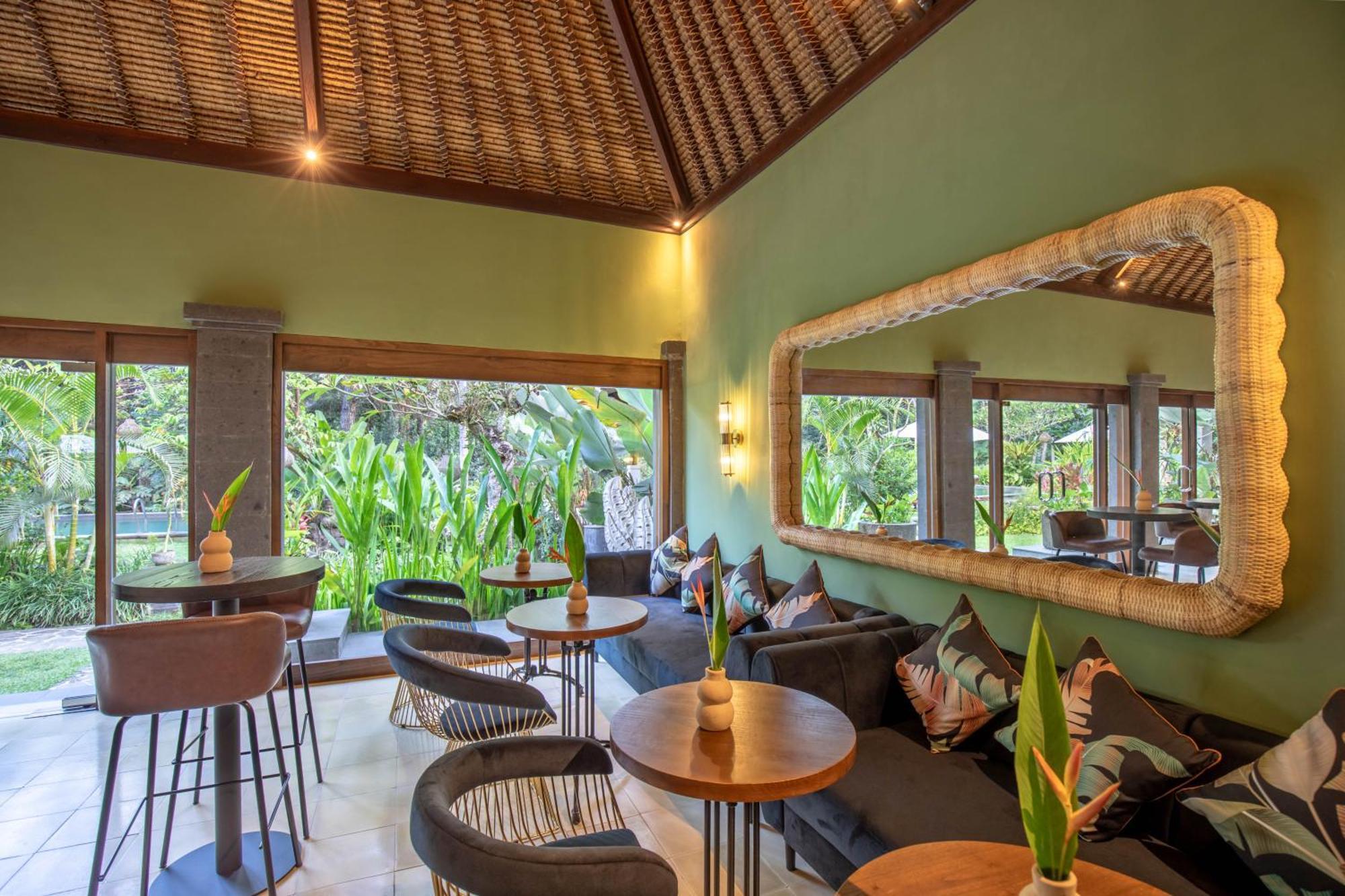 Suara Air Luxury Villa Ubud Exterior foto